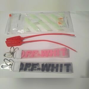 Off-White 2pc keychain and tags -New